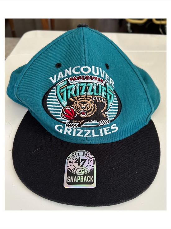 47 Other - Brand New Vancouver Grizzlies SnapBack Hat 47 Brand O/S